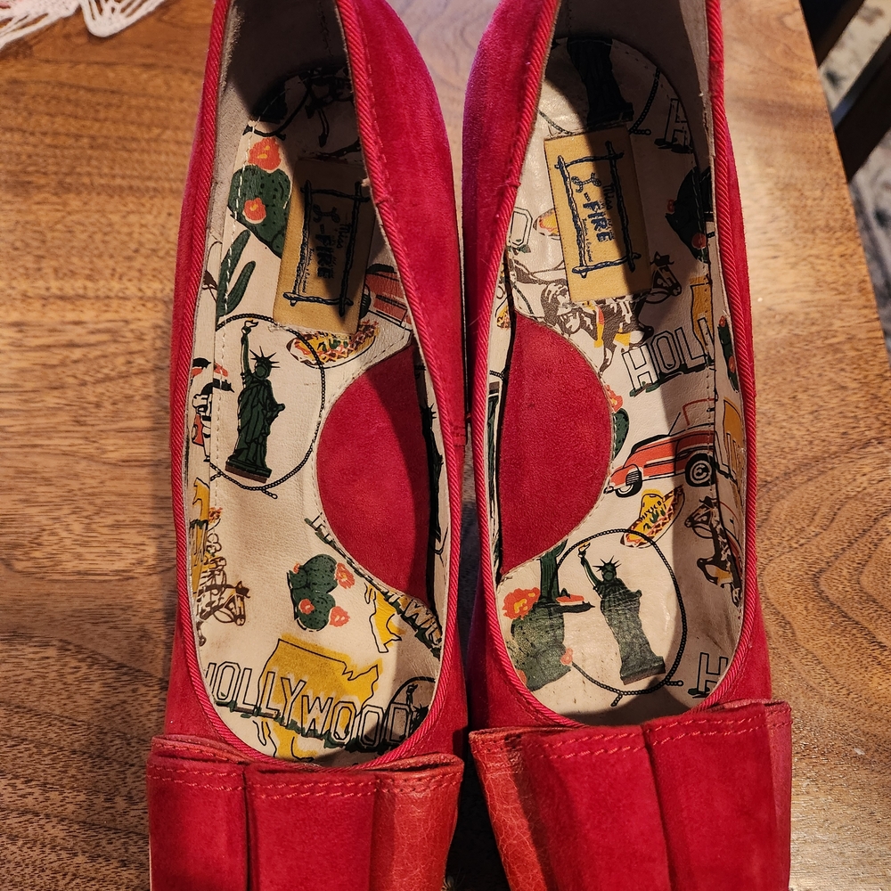 Red Women's Shoes